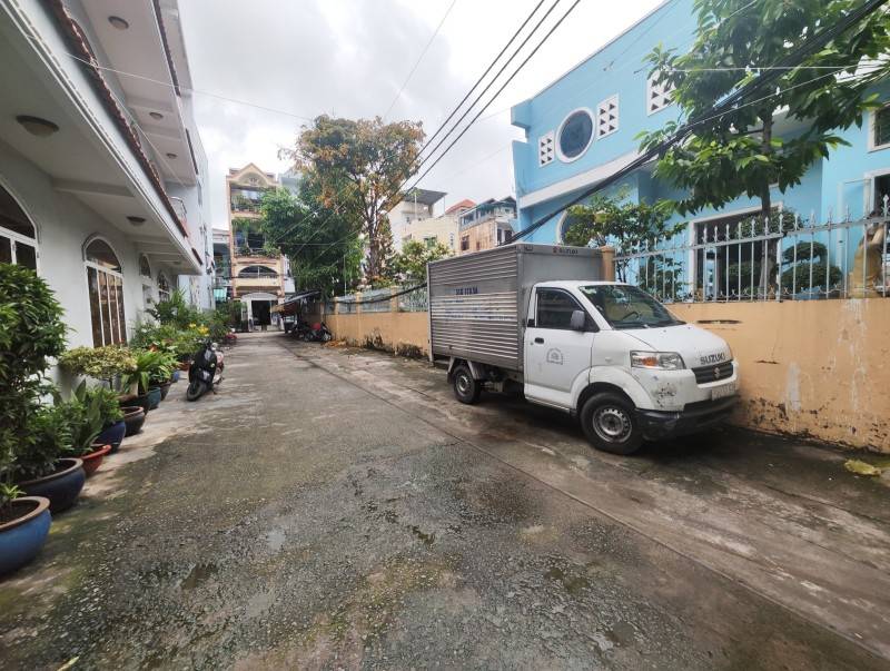 Bán nhà hẻm 766 Cách Mạng Tháng Tám, Quận Tân Bình, 68m2, 3pn, chỉ 9 tỷ 3